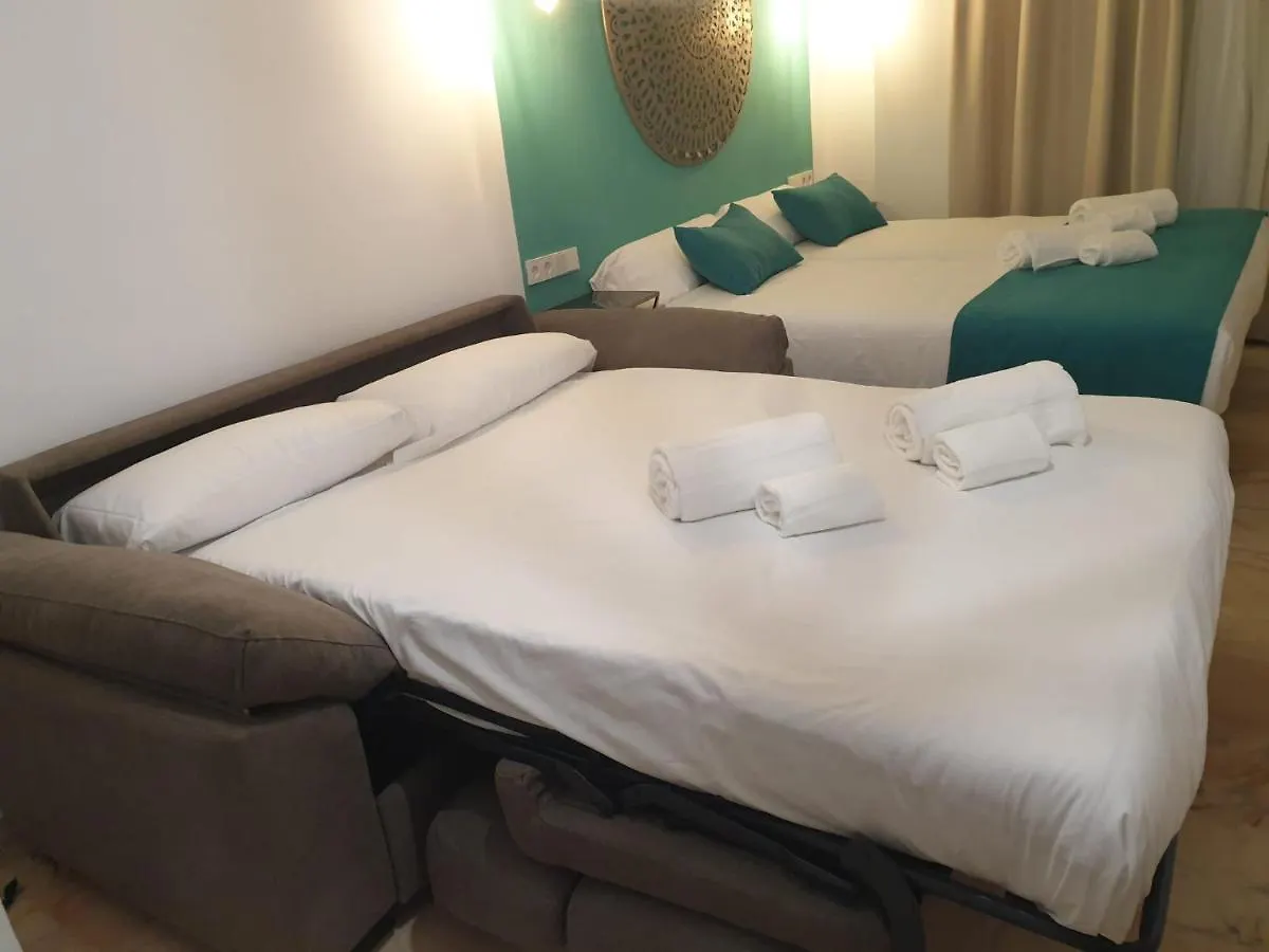 Hotel Y Apartamentos Dona Lola Seville 2*,  Spain