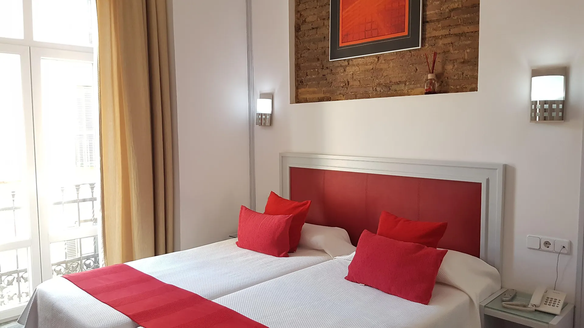 Hotel Y Apartamentos Dona Lola Seville Spain