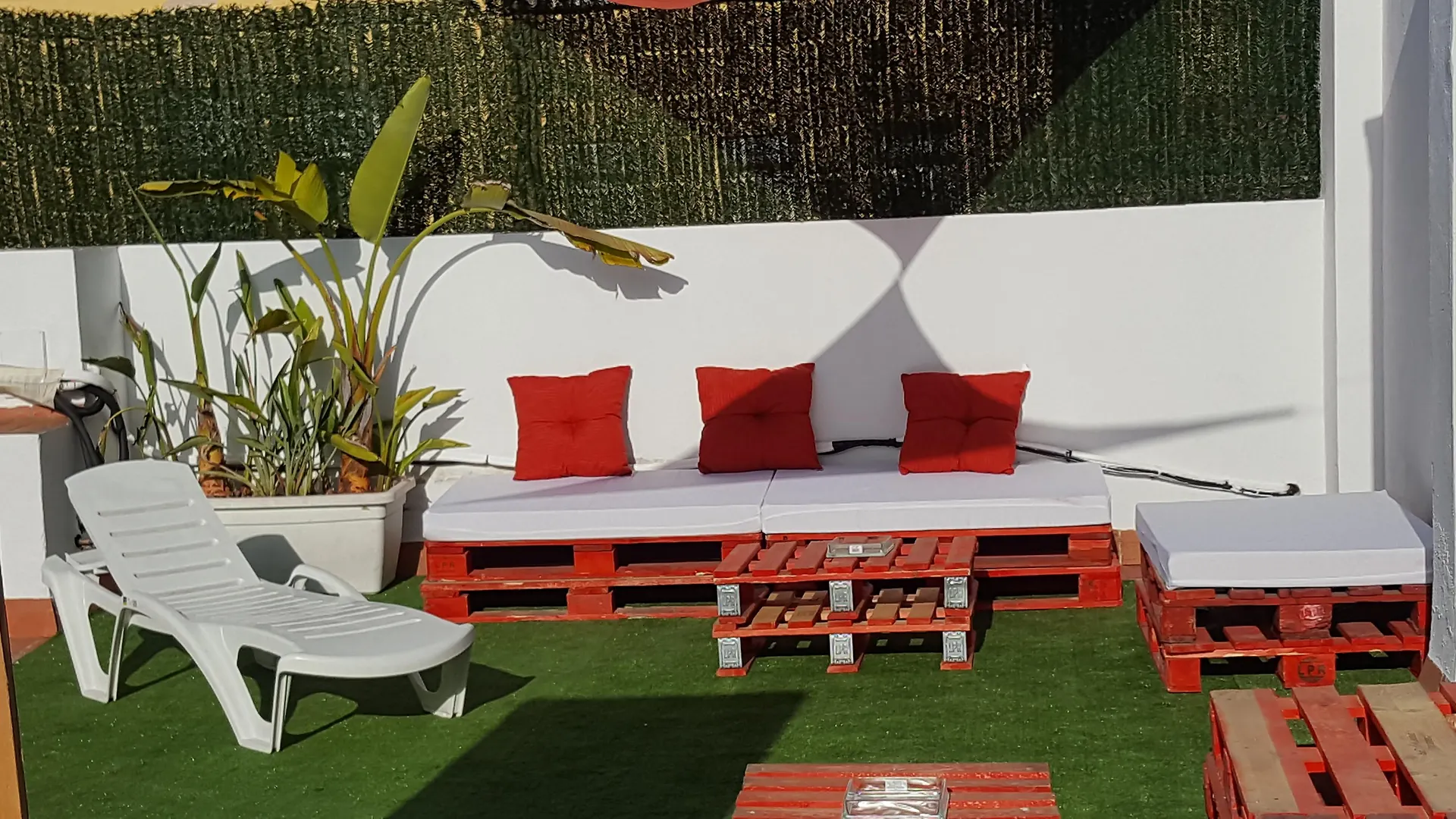Hotel Y Apartamentos Dona Lola Seville Spain