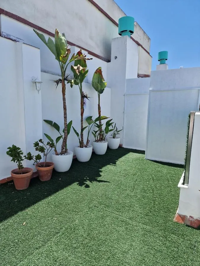 Hotel Y Apartamentos Dona Lola Seville